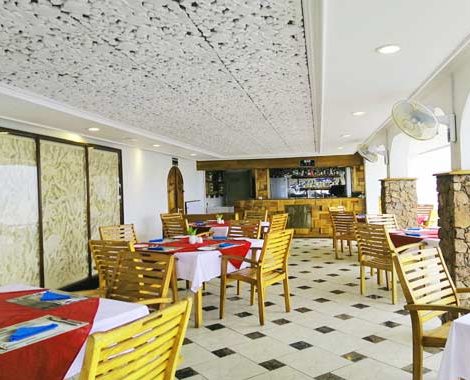 le-relax-restaurant-inside-mahe-seychelles